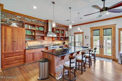 12-101 Skiers Point