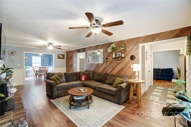 300 Ogden Dr, Gastonia, NC 28056 - photo 4