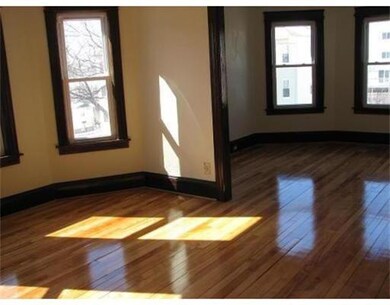 143 Pilgrim Ave unit 1, Worcester, MA 01604 - photo 5