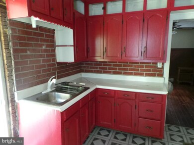 194 Biser St, Berkeley Springs, WV 25411 - photo 5