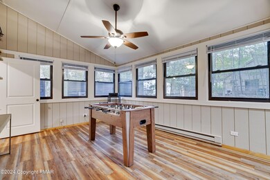 8499 Bumble Bee Way, Tobyhanna, PA 18466 - photo 3