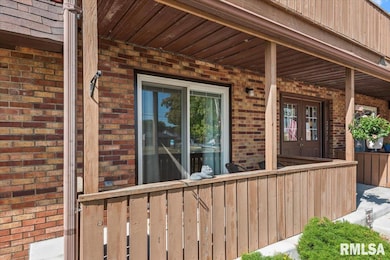 2071 W Monroe St unit 1/A, Springfield, IL 62704 - photo 4