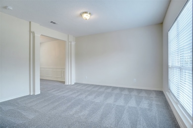 105 N Laurel Springs Dr, Desoto, TX 75115 - photo 2