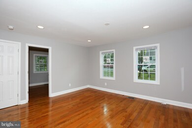 unlisted-address, Riverdale, MD 20737 - photo 3
