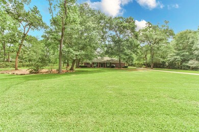 26710 Cherokee Ln, Magnolia, TX 77354 - photo 4