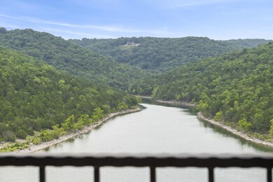 Table Rock Lakefront View Estate