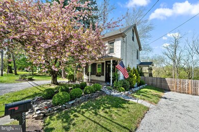 897 E Schuylkill Rd, Pottstown, PA 19465 - photo 2