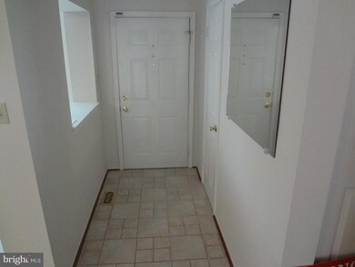 60 Roger Valley Ct, Parkville, MD 21234 - photo 3