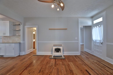 216 N Main St, Johnstown, OH 43031 - photo 5