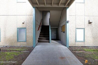 3071 Lois Dr unit 708, Anchorage, AK 99517 - photo 4