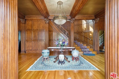 455 Lorraine Blvd, Los Angeles, CA 90020 - photo 3