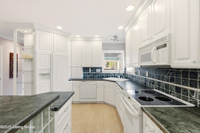 404 Eastgate Village Wynde unit 2A, Louisville, KY 40223 - photo 6