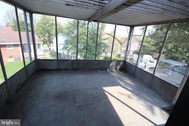 6210 36th St N, Arlington, VA 22213 - photo 3