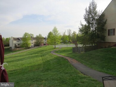 6300 Mary Todd Ct, Centreville, VA 20121 - photo 2