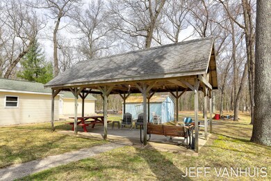 4-web-or-mls-7848-w-minising-point-dr