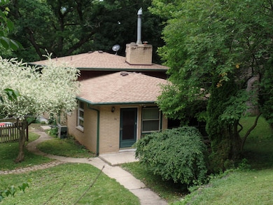 94 Lake Shore Dr, Carpentersville, IL 60110 - photo 6