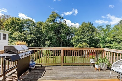 9 Sampson Ave, Swampscott, MA 01907 - photo 4