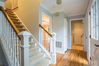 004-photo-foyer-4910693