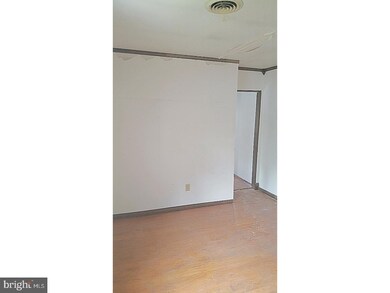 1819 Portland Ave, Reading, PA 19609 - photo 6