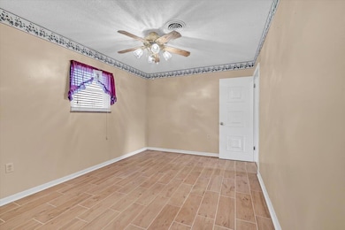 2212 Warren Dr, Morristown, TN 37814 - photo 4