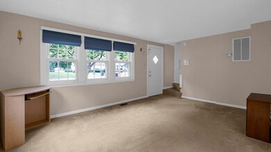 780 Bernhard Rd, Columbus, OH 43213 - photo 6