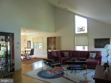 436 E Conestoga St, New Holland, PA 17557 - photo 5