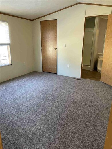 20 Old Henniker Rd unit 34, Hillsborough, NH 03244 - photo 5