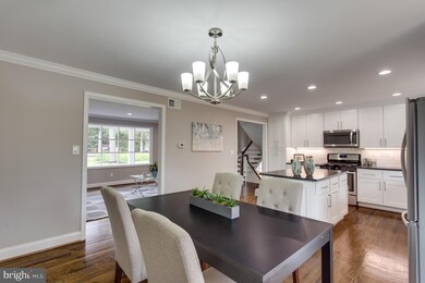 8637 Winthrop Dr, Alexandria, VA 22308 - photo 5