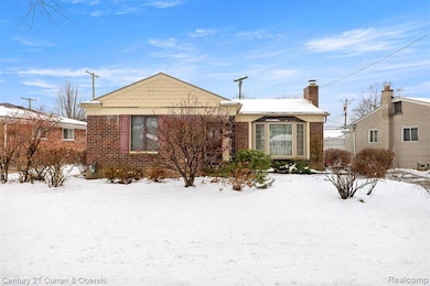 7941 N Charlesworth St, Dearborn Heights, MI 48127 - photo 2