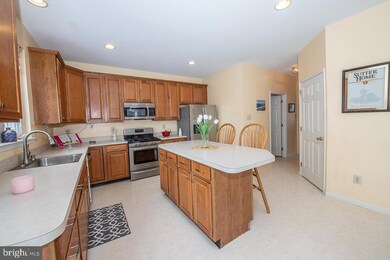 134 Connor Dr, Royersford, PA 19468 - photo 7