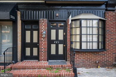 221 B Kings Hwy E unit 2ND FLR, Haddonfield, NJ 08033 - photo 2