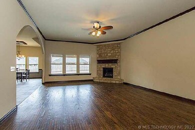 7216 E Louisville St, Broken Arrow, OK 74014 - photo 5