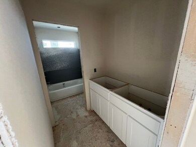 540 Waterford Park Blvd, Weatherford, TX 76087 - photo 7