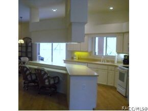 GOURMET ISLAND KITCHEN