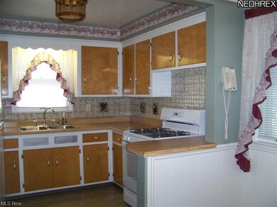 Clean kitchen ready for use - all cupboards are cl