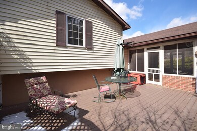 864 Virginia Cir, Strasburg, VA 22657 - photo 2