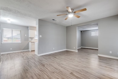 3336 Pacesetter Dr, Dallas, TX 75241 - photo 4