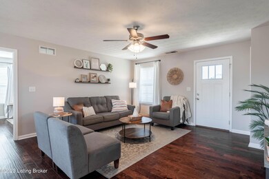 374 Gentry Crossings Blvd, Mount Washington, KY 40047 - photo 4