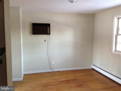 3945 Countrywood Ln, Hatboro, PA 19040 - photo 4