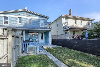 242 W Dauphin St, Enola, PA 17025 - photo 5