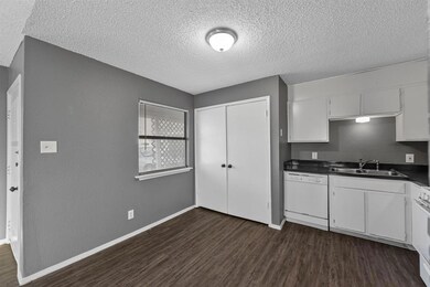 112 East Place, White Settlement, TX 76108 - photo 5