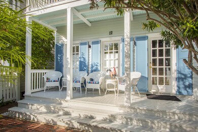 FRONT DECK