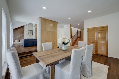 6 Hickory Shadows Dr, Houston, TX 77055 - photo 2