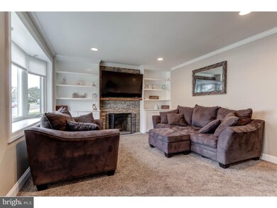 114 7th Ave, Folsom, PA 19033 - photo 4