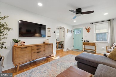 2327 N Gilinger Rd, Lafayette Hill, PA 19444 - photo 4