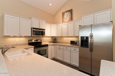 022 kitchen - IMG_1378