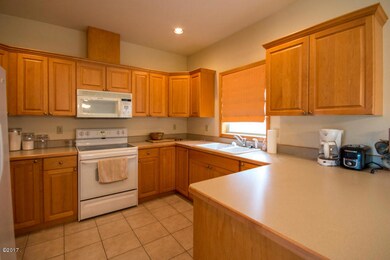 704 Stoner Loop, Lakeside, MT 59922 - photo 6