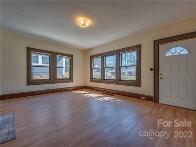 18'3 x 13/2 Living Room