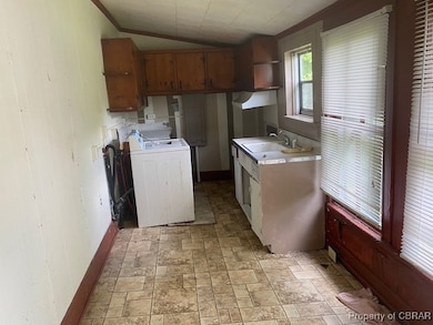 2784 Kings Creek Rd, Hayes, VA 23072 - photo 5