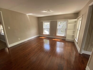 9 Kellogg St, Westfield, MA 01085 - photo 3